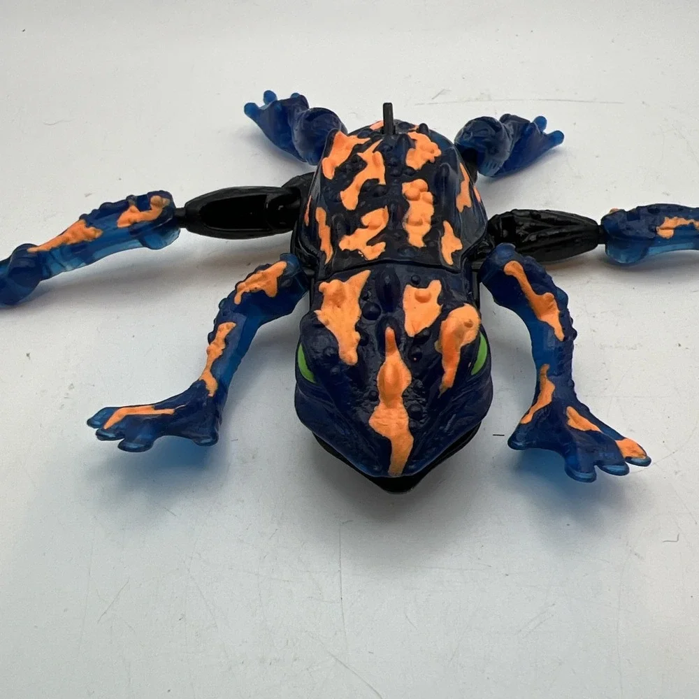 1996 Transformers Beast Wars Spittor Frog Vintage Action Figure